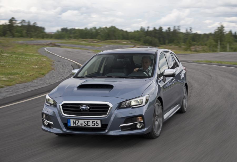  Subaru Levorg 2015 года  (EU) (фото 21 из 40)